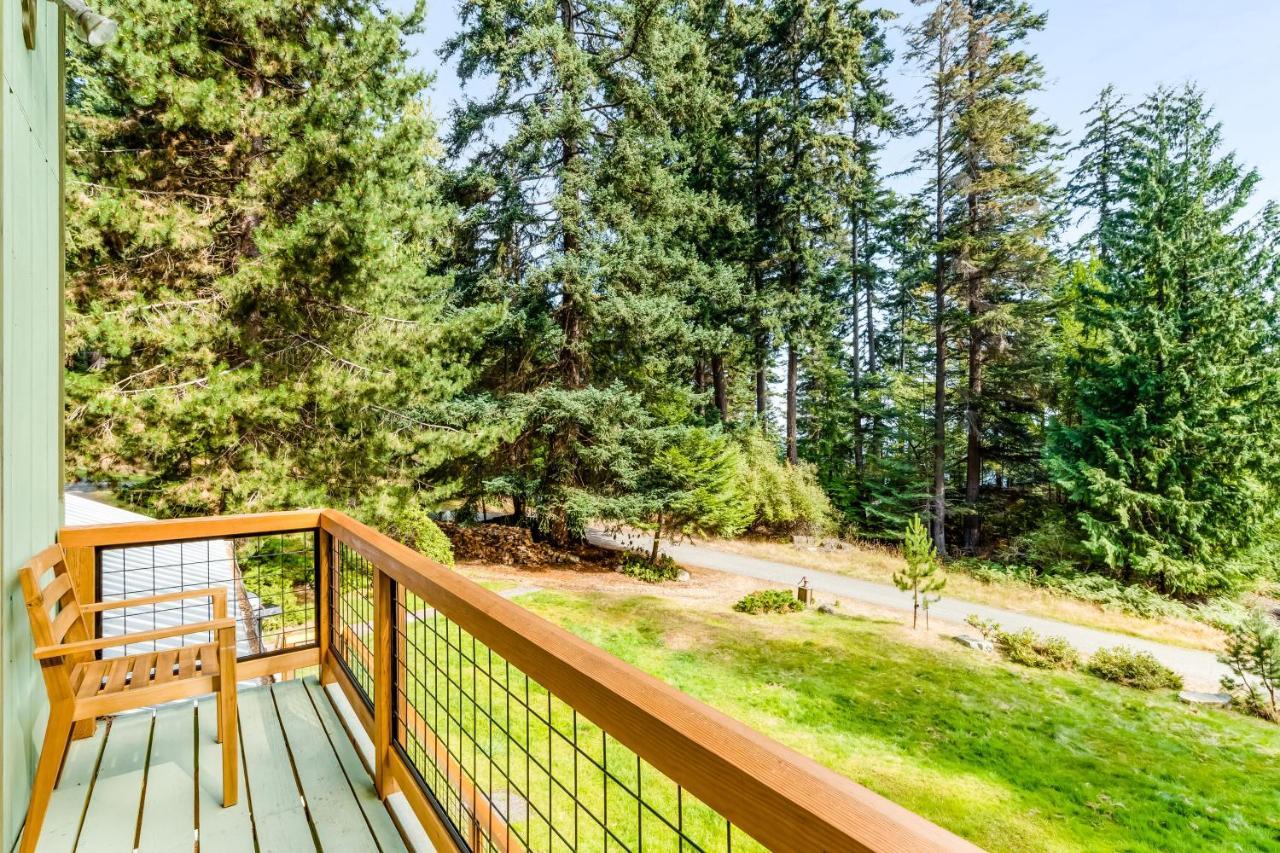 Tall Cedars Cabin By The Water Eastsound Zewnętrze zdjęcie
